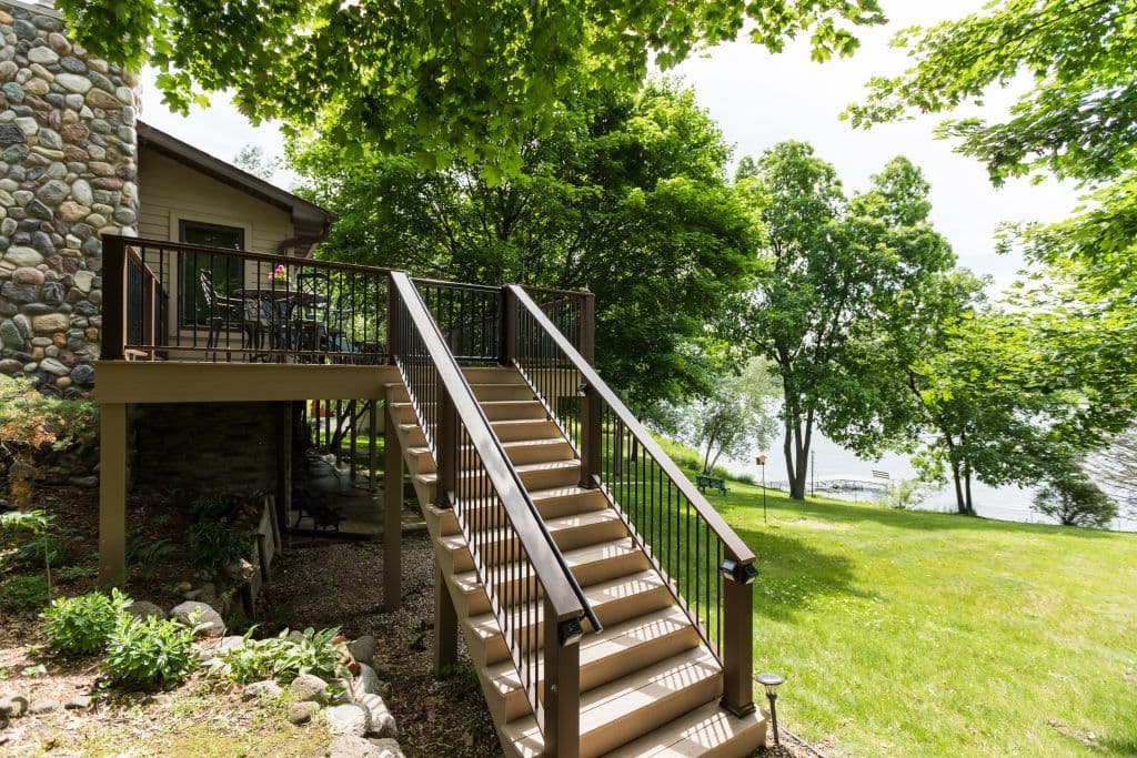 Deck Builder - Prairie du Sac, WI