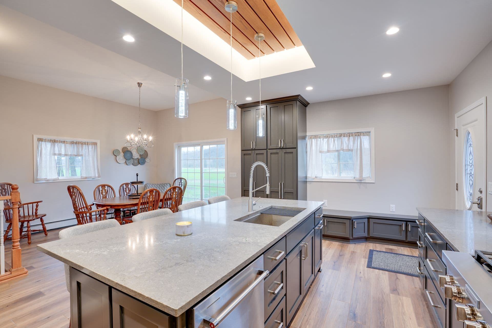 Kitchen Design & Remodel, Arena